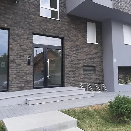 Jacuzzi Lux * سوبوتيتْسا