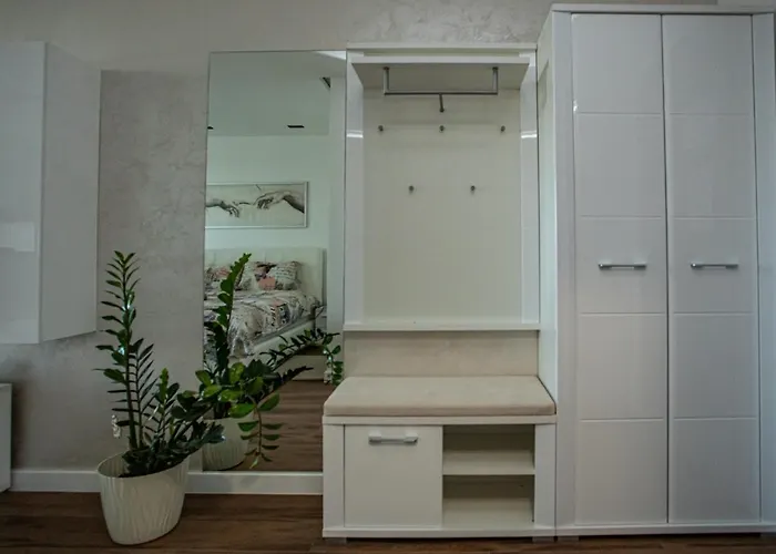 Jacuzzi Lux 아파트 수보티차