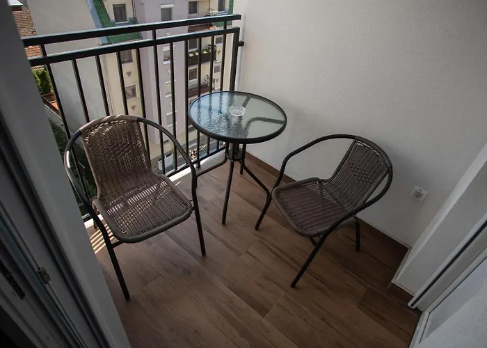 Jacuzzi Lux 아파트