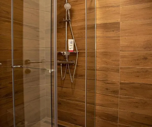 아파트 Jacuzzi Lux 수보티차